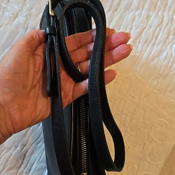 Vintage Coach Sutton Y2K Leather Crossbody Shoulder Bag ZipTop Outside Pockets - Picture 6 of 16